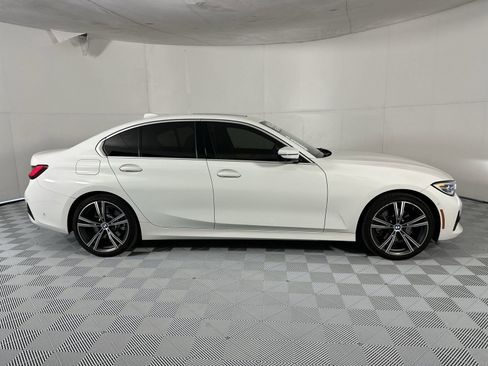 Used 2021 BMW 330i Sedan w/ Convenience Package image 9