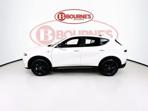 Used 2024 Dodge Hornet R/T w/ R/T Blacktop Package image 6