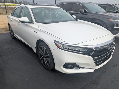 Used 2022 Honda Accord EX-L image 2