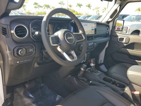 Used 2024 Jeep Wrangler Sahara w/ Safety Group image 9