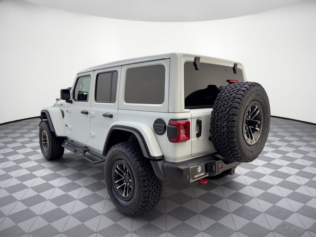 Used 2026 Jeep Wrangler Unlimited Rubicon AWD/4WD image 3