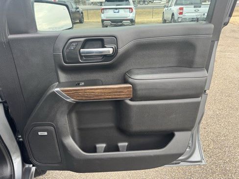 Used 2021 Chevrolet Silverado 1500 High Country w/ Safety Package II image 33