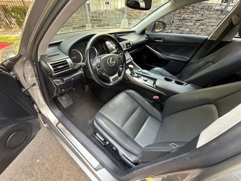 Used 2015 Lexus IS 250 AWD w/ Navigation System Package image 9