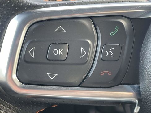 Used 2023 Jeep Gladiator Mojave image 10