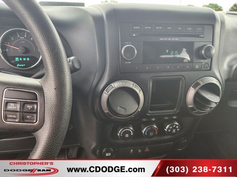 Used 2017 Jeep Wrangler Sport image 14