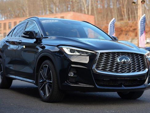 Used 2023 INFINITI QX55 Luxe w/ Cargo Package image 7