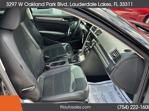 Used 2015 Volkswagen Passat TDI SE FWD image 38