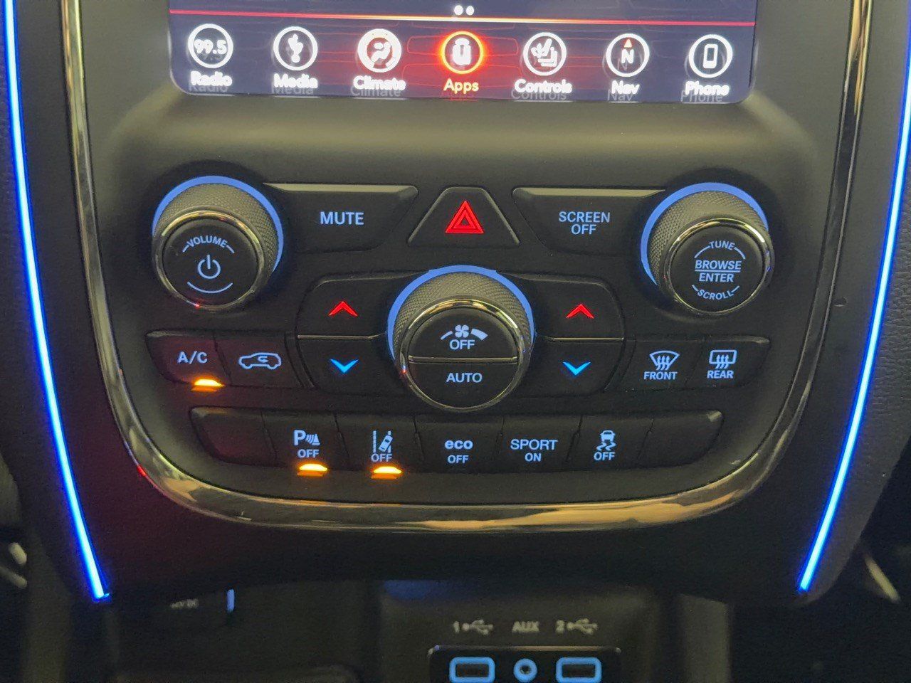 Used 2019 Dodge Durango R/T w/ Technology Group AWD/4WD image 22