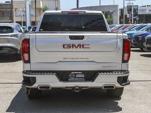 Used 2022 GMC Sierra 1500 Elevation AWD/4WD image 7