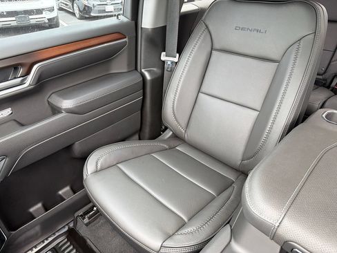 Used 2026 GMC Sierra 1500 Denali AWD/4WD image 37