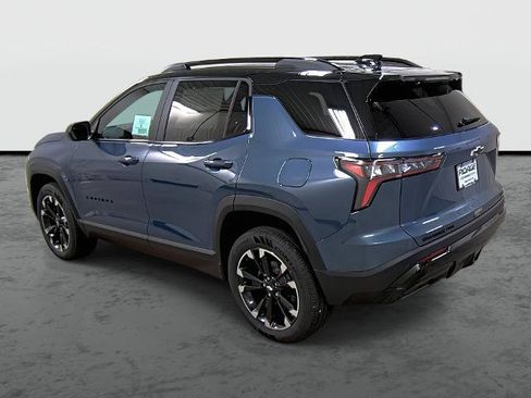 New 2026 Chevrolet Equinox RS w/ Convenience Package III AWD/4WD image 2