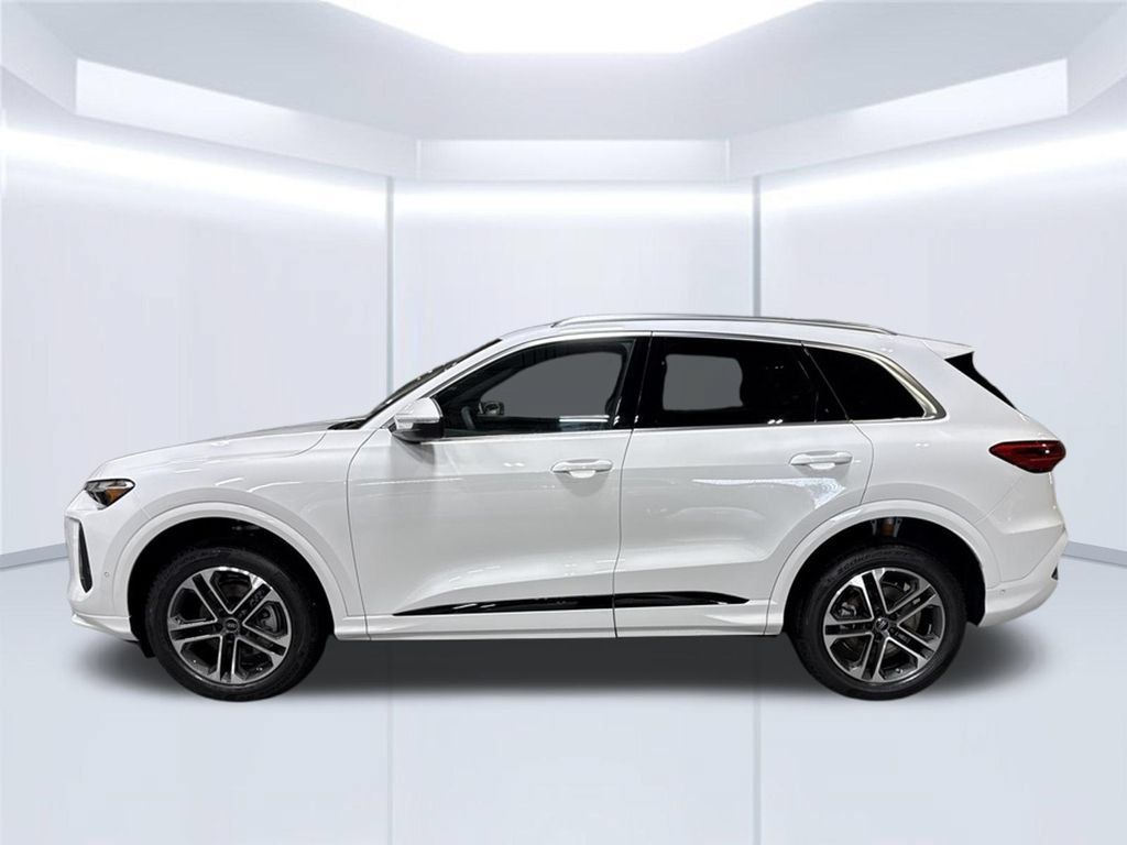 New 2026 Audi Q5 Premium AWD/4WD image 2