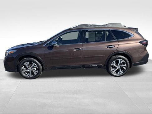 Used 2020 Subaru Outback Touring XT AWD/4WD image 2