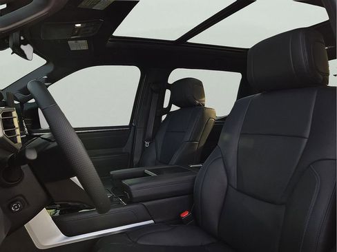 Used 2025 Toyota Tundra Platinum image 13