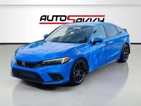 Used 2024 Honda Civic Sport Touring image 3