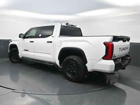 Used 2025 Toyota Tundra SR5 w/ SR5 Convenience Package AWD/4WD image 24