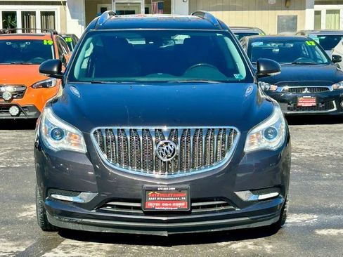 Used 2017 Buick Enclave Leather image 3