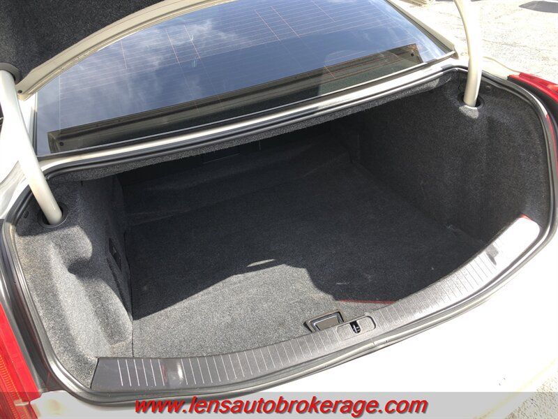 Used 2013 Cadillac XTS Premium FWD image 17