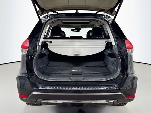 Used 2018 Nissan Rogue SL w/ Premium Package image 25