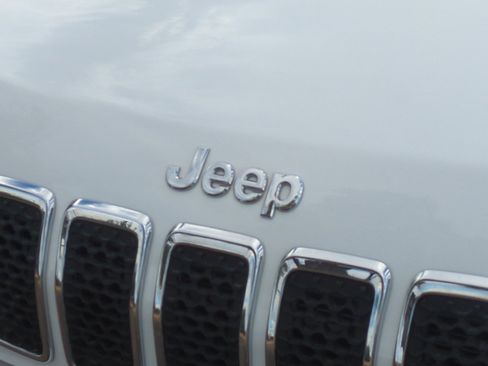 Certified 2022 Jeep Cherokee Limited image 23