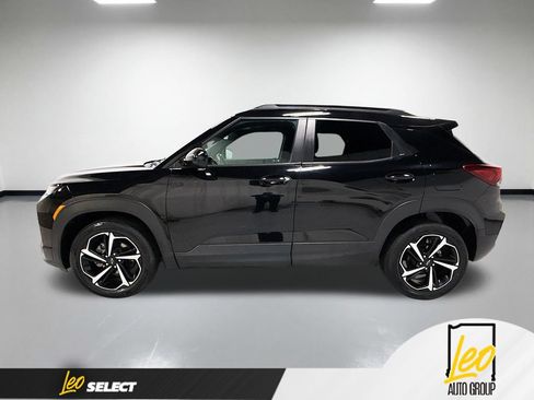 Used 2021 Chevrolet TrailBlazer RS w/ Sun and Liftgate Package AWD/4WD image 11