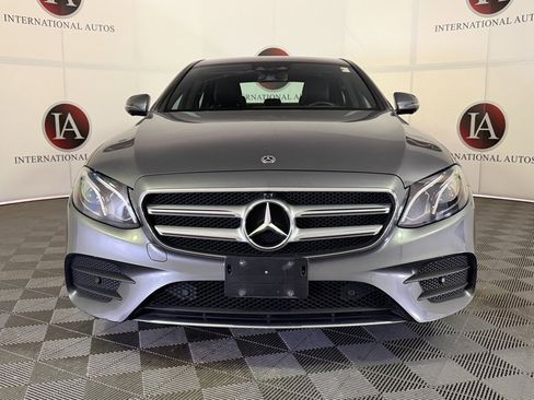 Used 2019 Mercedes-Benz E 450 4MATIC Sedan image 2