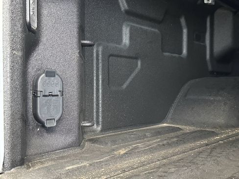 Used 2025 Chevrolet Silverado 2500 LTZ w/ LTZ Convenience Package AWD/4WD image 42
