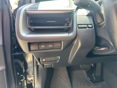 Used 2023 Toyota Prius LE FWD image 13