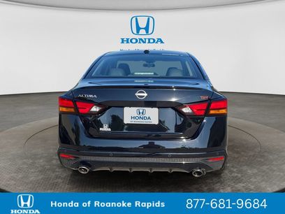 Used 2025 Nissan Altima 2.5 SR