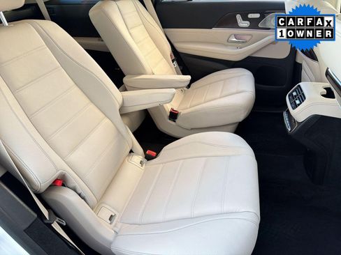 Used 2026 Mercedes-Benz GLS 450 4MATIC image 31