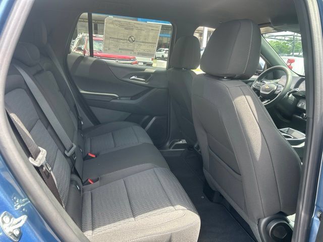 New 2026 Chevrolet Equinox LT w/ Safety and Technology Package FWD image 30
