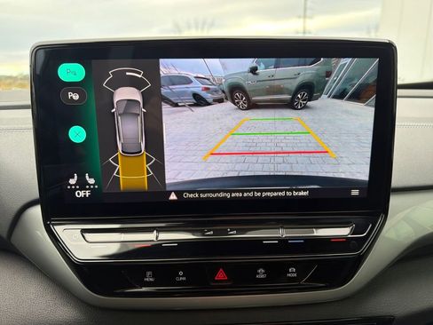 Certified 2023 Volkswagen ID.4 Pro S Plus image 21