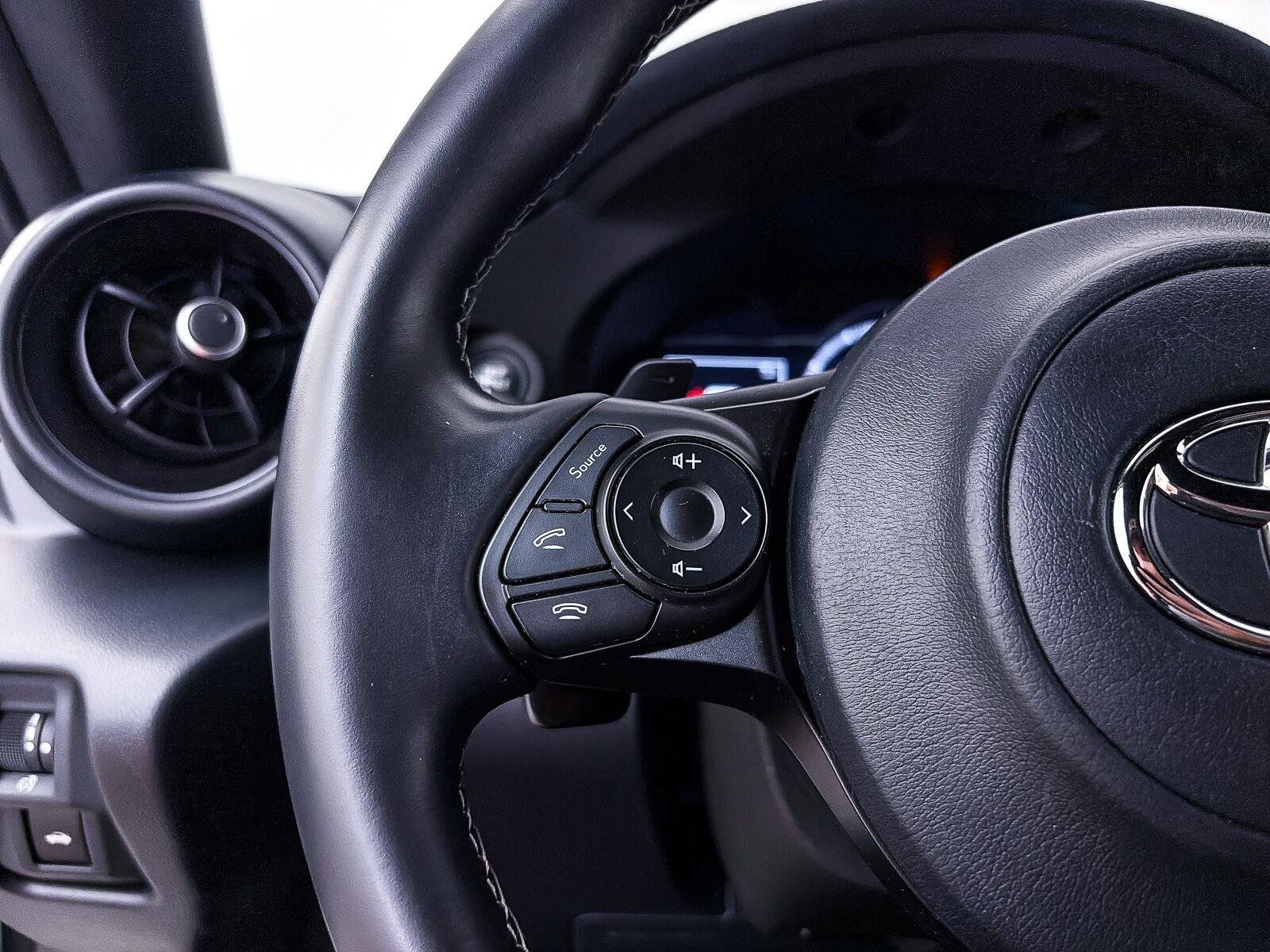 Used 2024 Toyota GR86 Premium RWD image 27