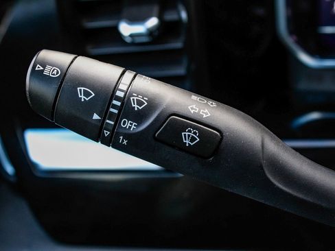 Used 2023 Chevrolet Silverado 1500 LT image 26