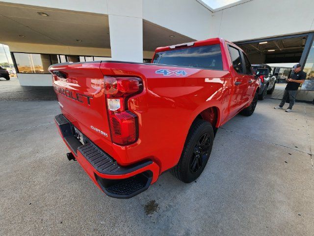Used 2022 Chevrolet Silverado 1500 Custom AWD/4WD image 6