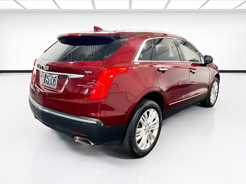 Used 2017 Cadillac XT5 Premium Luxury w/ LPO, Wheel Lock Package FWD image 4