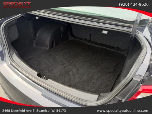 Used 2023 Chevrolet Malibu LT FWD image 20