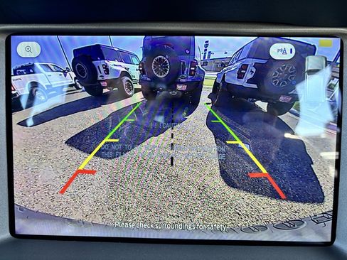 New 2025 Ford Bronco Outer Banks w/ Sasquatch Package image 14