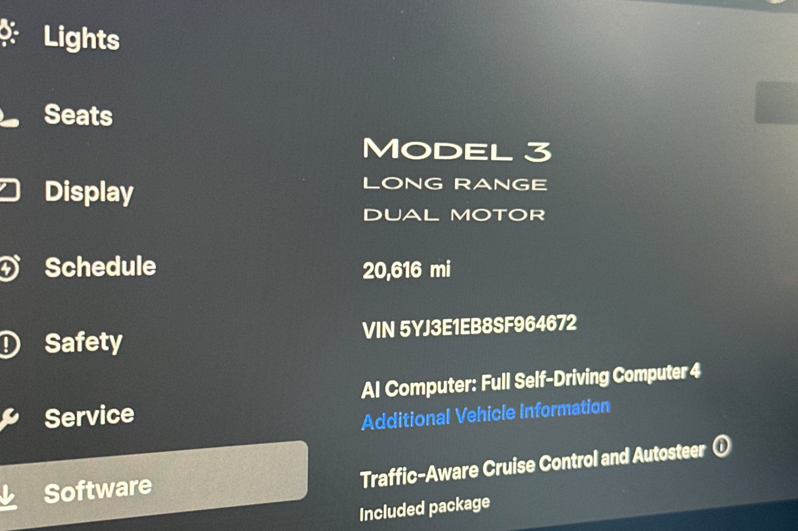 Used 2025 Tesla Model 3 Long Range AWD/4WD image 23