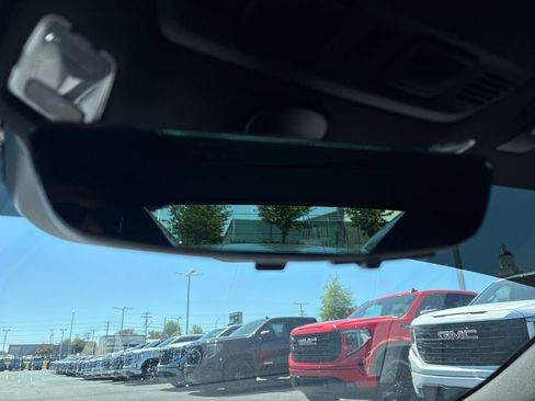 Certified 2024 Chevrolet Corvette Stingray Convertible w/ Z51 Performance Package RWD image 55