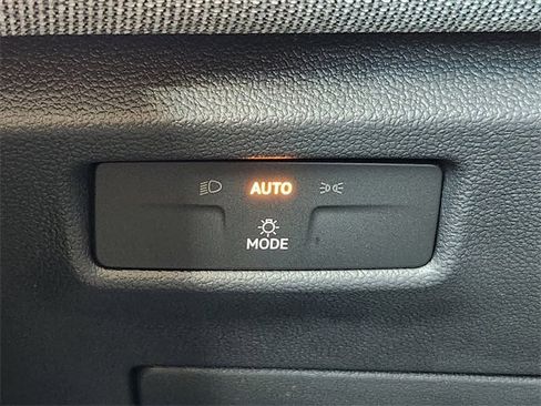 New 2025 Volkswagen Tiguan S image 22