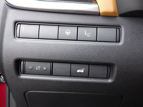 Used 2023 Nissan Rogue Platinum w/ Platinum Premium Package image 27