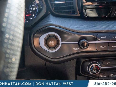 Used 2020 Hyundai Veloster N image 10