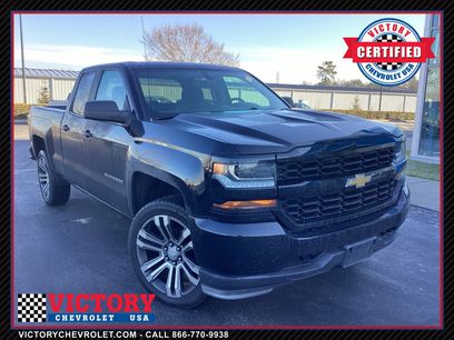 Used 2017 Chevrolet Silverado 1500 Custom w/ Custom Convenience Package