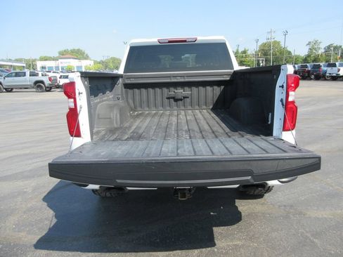 Used 2022 Chevrolet Silverado 1500 RST w/ Rally Edition AWD/4WD image 8
