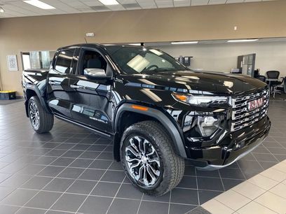 Used 2024 GMC Canyon Denali