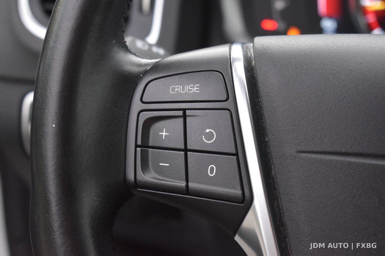 Used 2016 Volvo V60 T5 Cross Country w/ Convenience Package AWD/4WD image 20