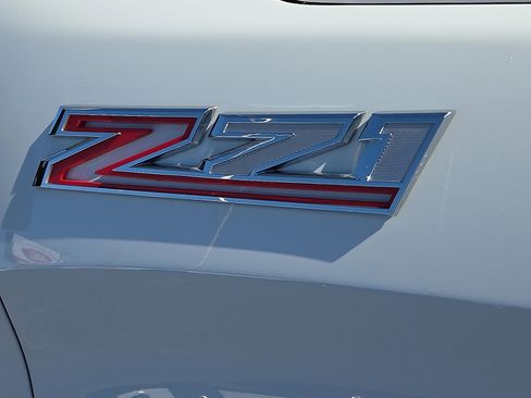 Used 2024 Chevrolet Silverado 1500 LT Trail Boss w/ Protection Package image 7