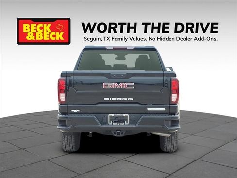 New 2026 GMC Sierra 1500 Elevation image 6