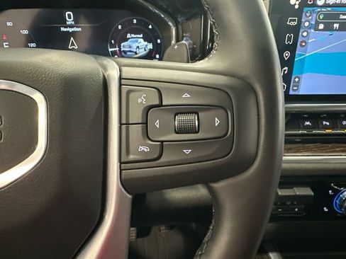 Used 2024 GMC Sierra 1500 Elevation w/ Elevation Premium Package AWD/4WD image 21